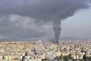 Iran Israel war Iran Closes Strait of Hormuz, Threatens Global Oil Supply